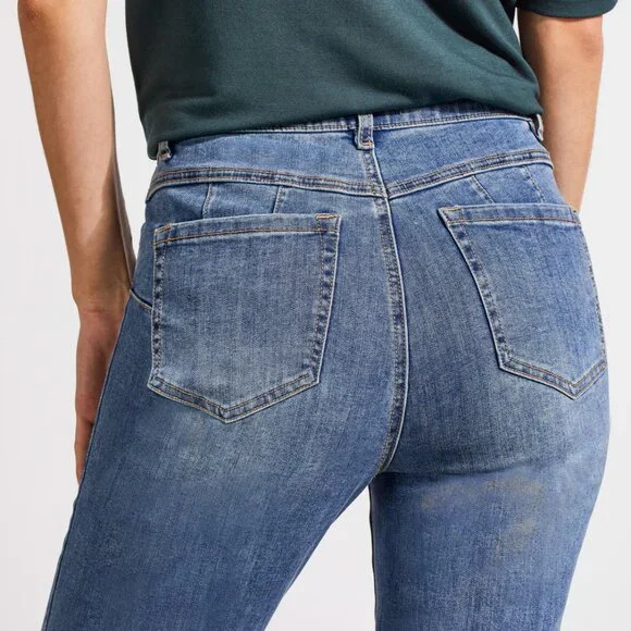 Essential Jeans - Picture 3 of 4